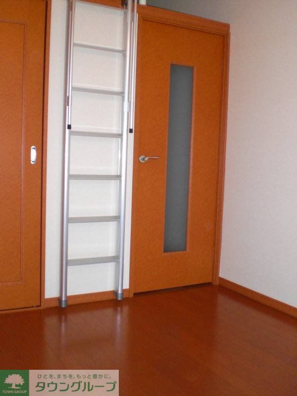 居室・リビング　はしごを登ると・・・