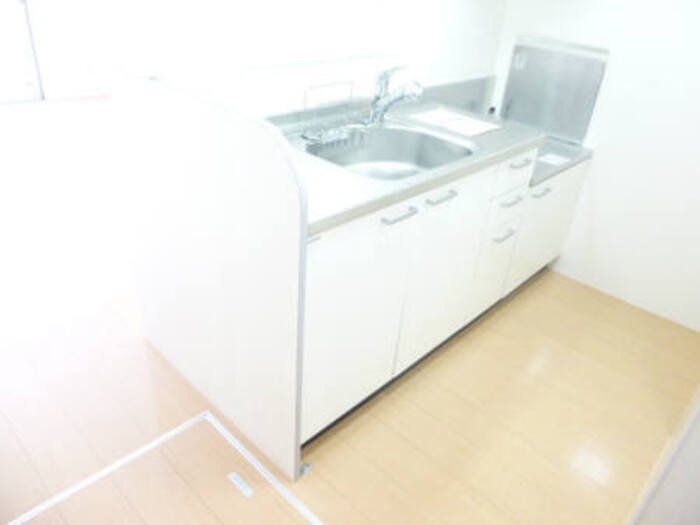 キッチン　※別号室参考写真です