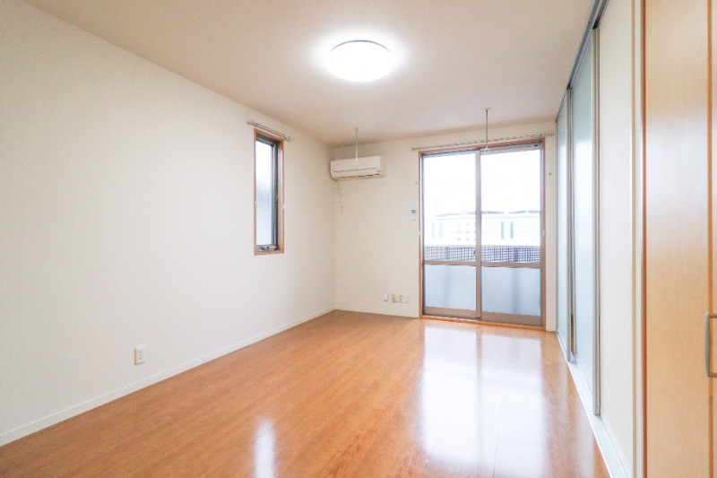 居室・リビング　図面と現状に相違がある場合には現状を優先