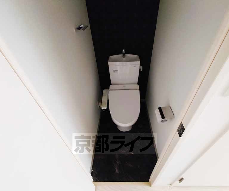 トイレ　ウォシュレット付きトイレ