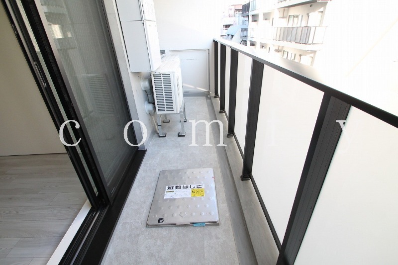 バルコニー　バルコニー