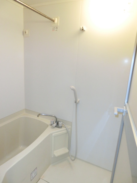 バス・シャワールーム　★浴室乾燥機付きバスルーム★