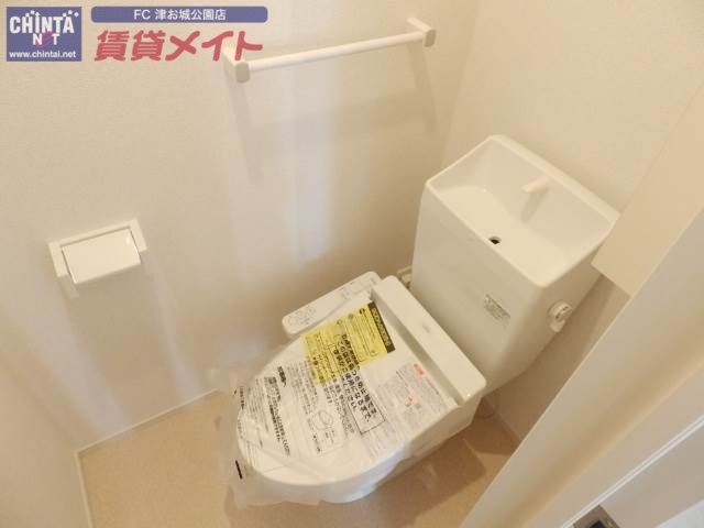 トイレ　同物件別室タイプ