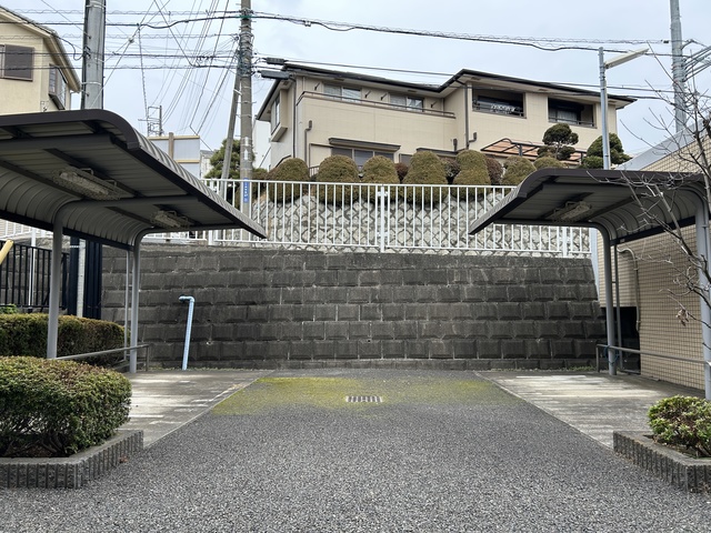 その他共有部分　☆屋根付き駐輪場☆