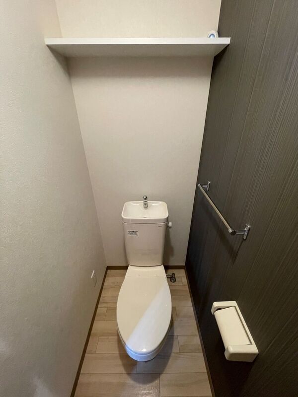 トイレ　シンプルなトイレ！