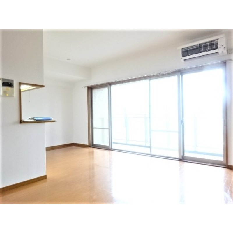 居室・リビング　※別部屋参考写真