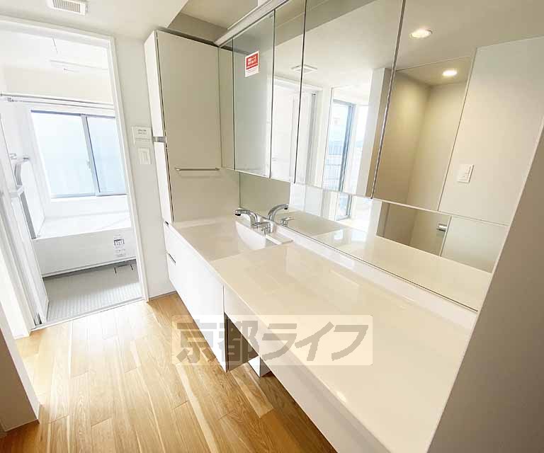 洗面設備　独立洗面台