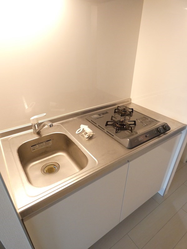 キッチン　※別号室参考写真になります。