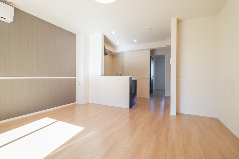 居室・リビング　図面と現状に相違がある場合には現状を優先