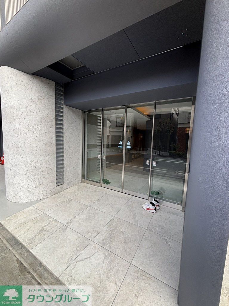 エントランス　エントランス