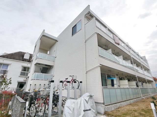 建物外観　★お部屋探しはタウンハウジング稲田堤店まで★