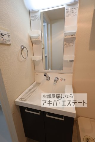 洗面設備　同一仕様写真