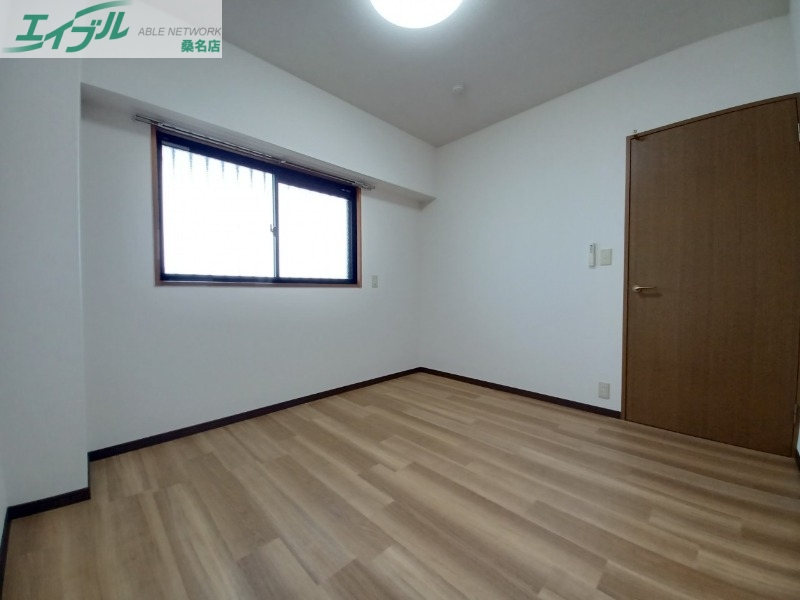 その他部屋・スペース　同物件、別部屋写真です