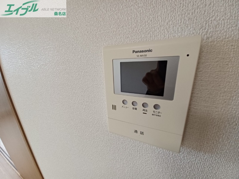 セキュリティ　同物件、別部屋写真です