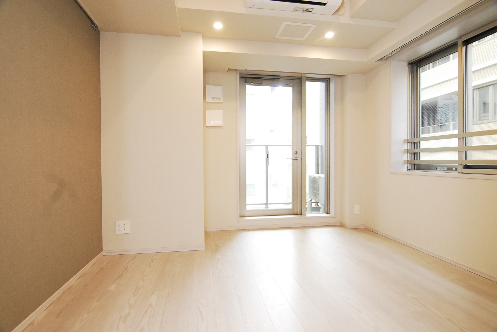 居室・リビング　内観