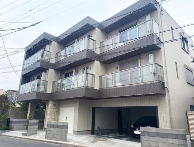 建物外観　外観タイル張りです