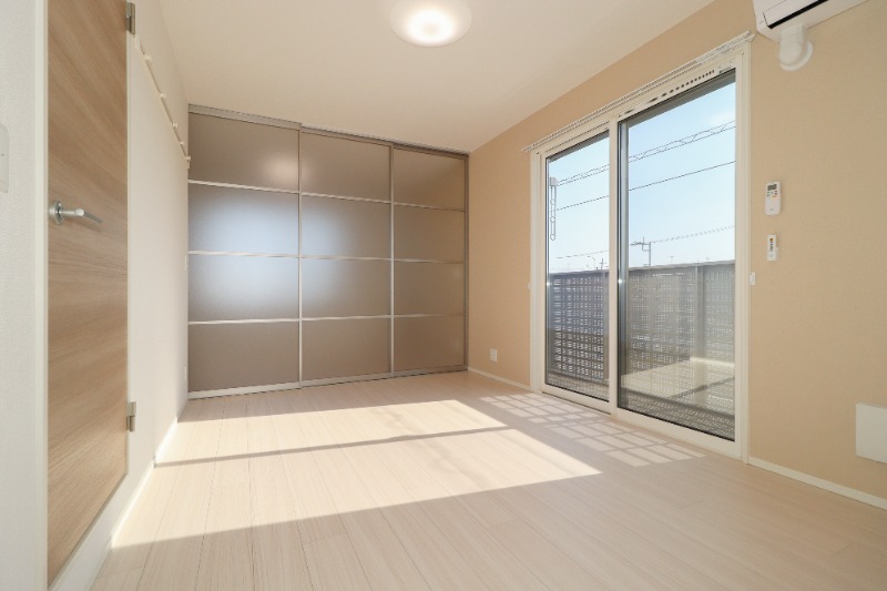 居室・リビング　図面と現状に相違がある場合には現状を優先