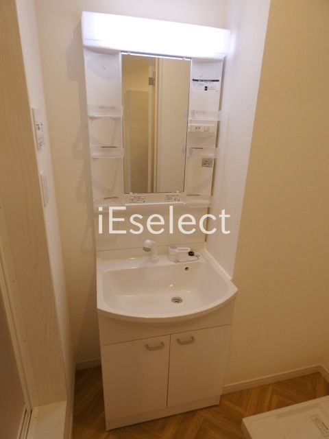 洗面設備　忙しい朝に便利なシャワードレッサー♪