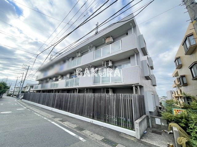 建物外観　二俣川駅まで徒歩5分の物件♪