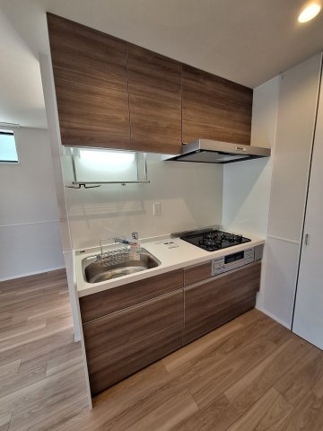 キッチン　同建物別号室画像／同仕様