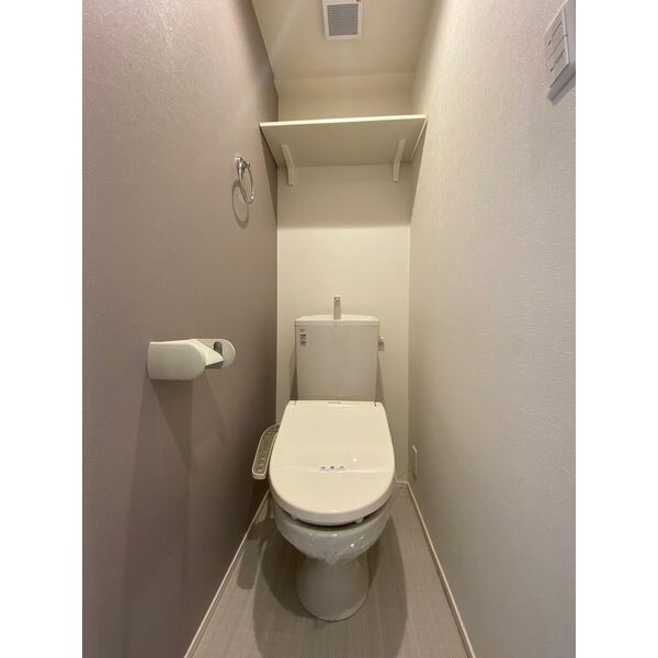 トイレ　※同シリーズの写真になります。