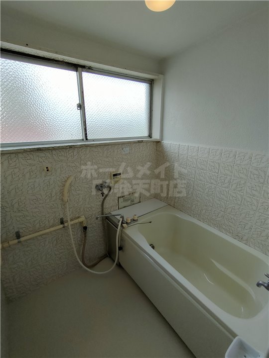 バス・シャワールーム　日々の疲れを癒すお風呂付です