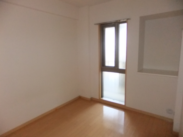 その他部屋・スペース　洋室　同タイプのお部屋写真を使用しております