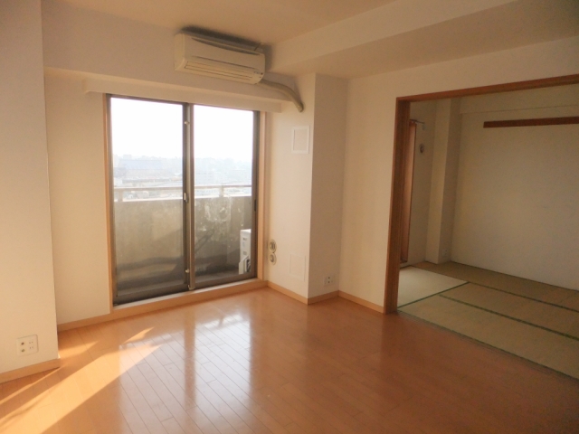 居室・リビング　リビング　同タイプのお部屋写真を使用しております