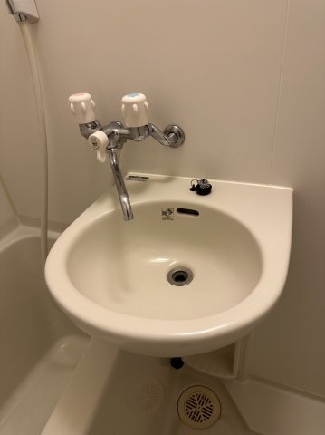 洗面設備　類似物件の写真となります。※イメージ、現状優先。