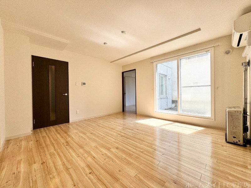 居室・リビング　室内とってもきれいです♪