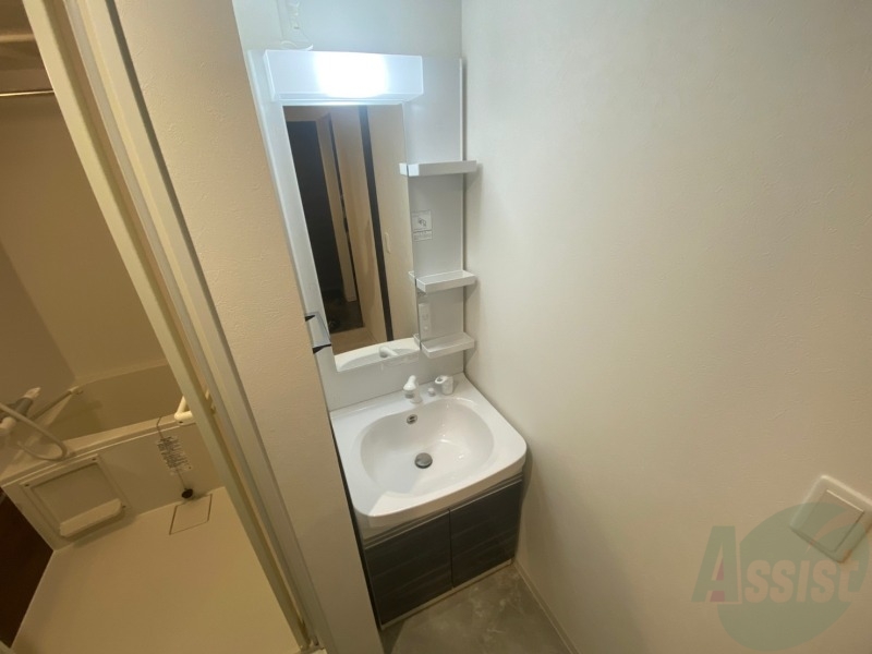 洗面設備　シャンプードレッサーで身支度もラクラクです！