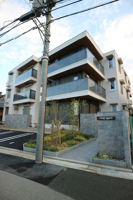 建物外観　Liberty　Island　外観