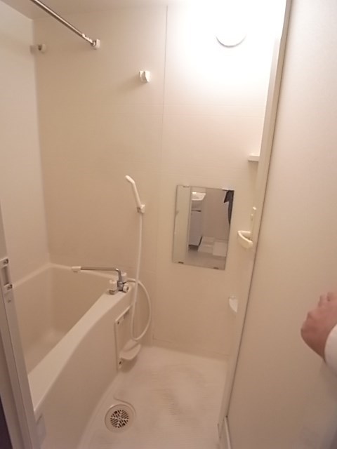 バス・シャワールーム　日々の疲れを癒すお風呂付です