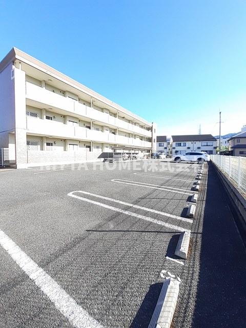 駐車場　敷地内駐車場になります☆彡