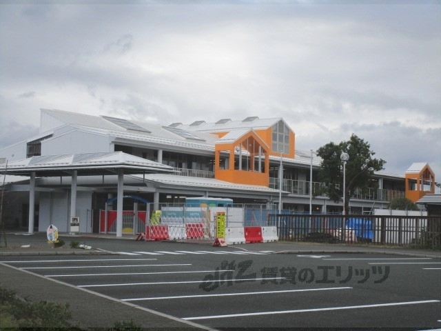 幼稚園・保育園　高島市立静里なのはな園（幼稚園・保育園）まで1900m