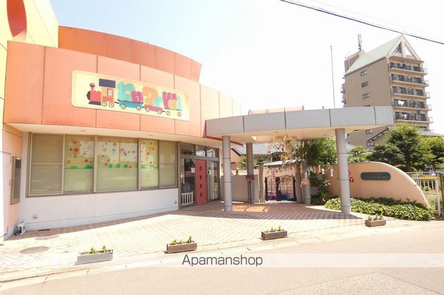 幼稚園・保育園　子育て支援センターわいわいわい（幼稚園・保育園）まで283m