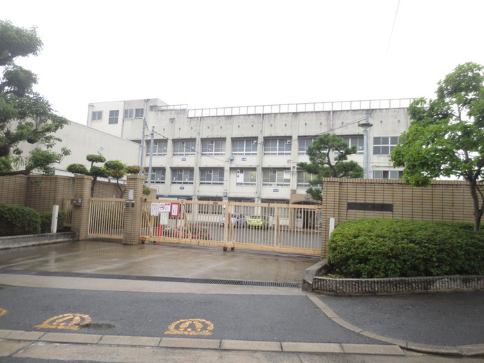 小学校　深井西小学校（小学校）まで710m