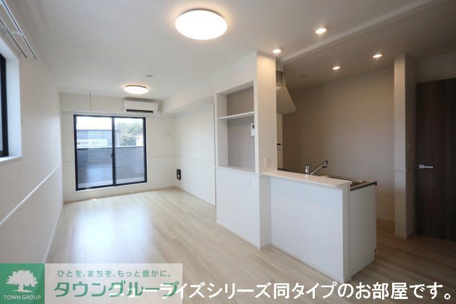 居室・リビング　★お問い合わせはタウンハウジング新百合ヶ丘店まで★