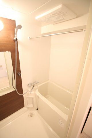 バス・シャワールーム　（別タイプ参考写真）クレヴィスタ西巣鴨　　北区滝野川２