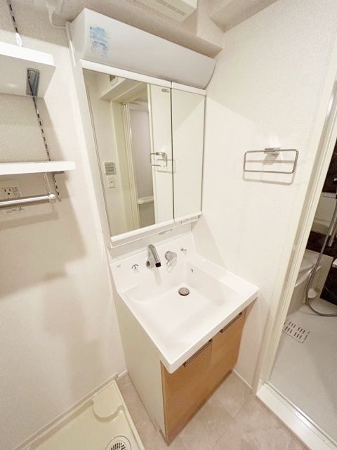 洗面設備　シャンプードレッサー