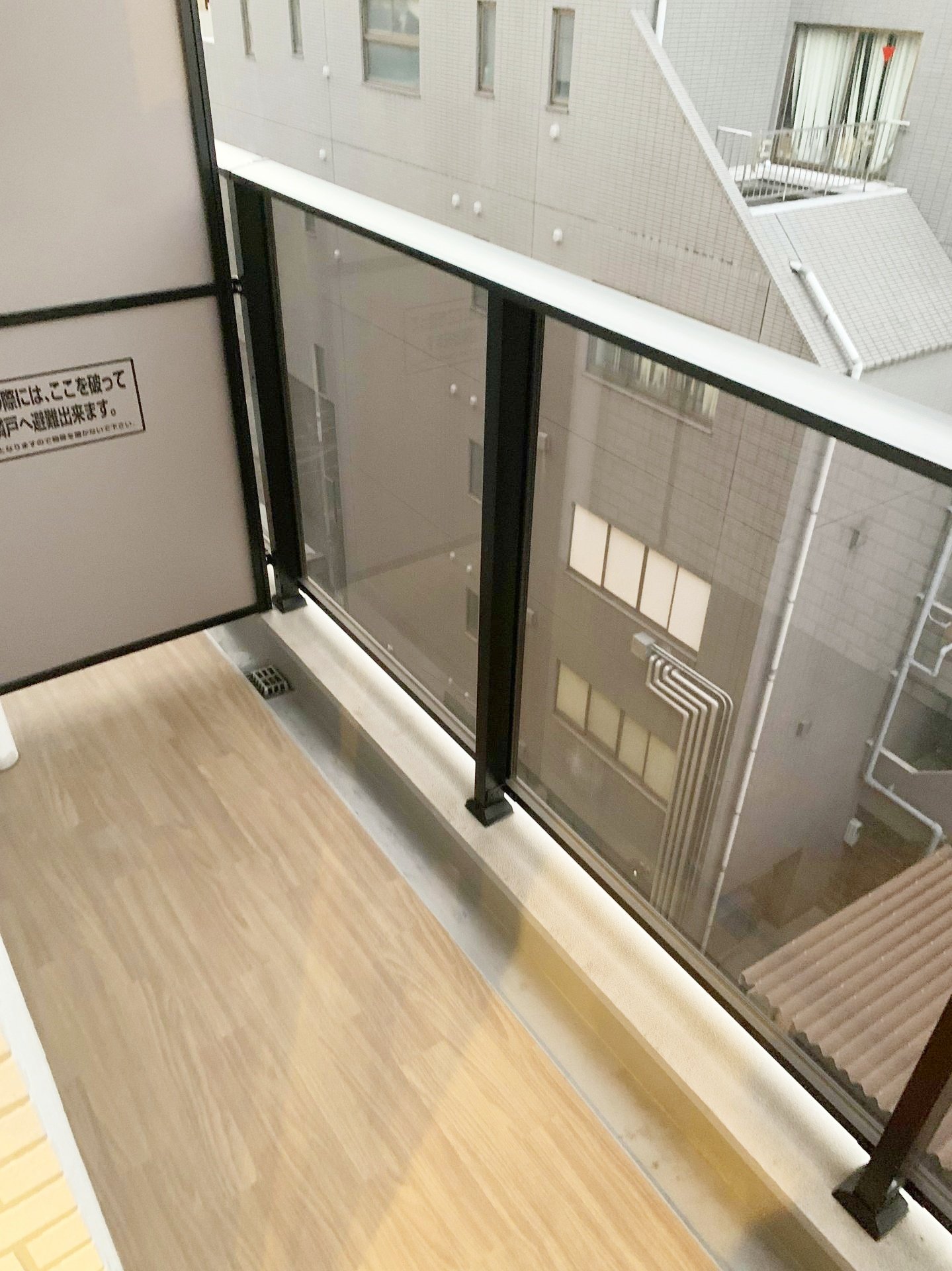 バルコニー　※別部屋参考写真となります。