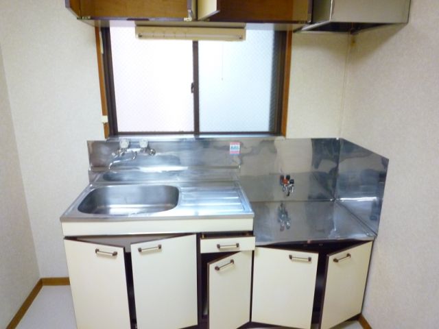 キッチン　２口コンロが置けるガスキッチン