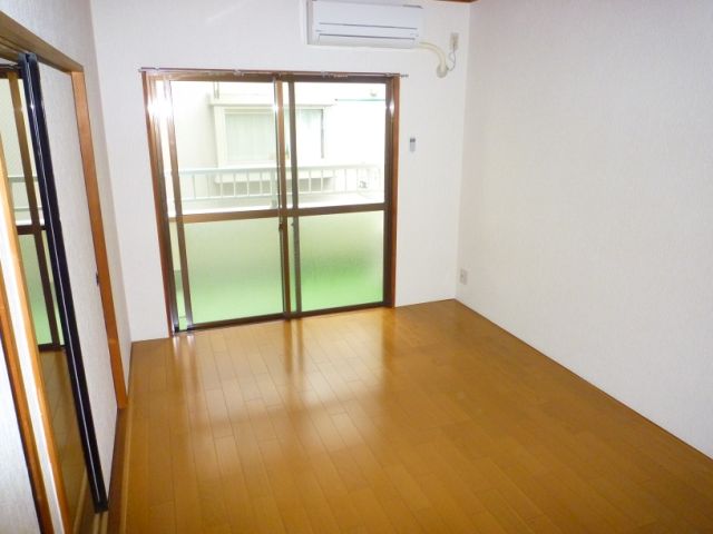 居室・リビング　南向きのお部屋