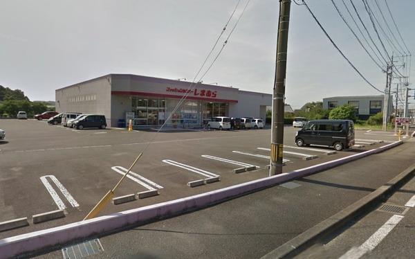 ショッピングセンター　ファッションセンターしまむら佐土原店（ショッピングセンター）まで140m