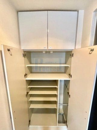 玄関　たっぷりシューズボックス☆