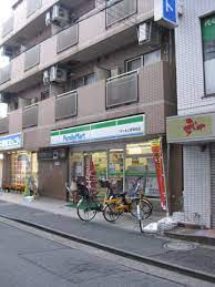 コンビニ　ファミリーマート 代々木上原駅前店（コンビニ）まで155m