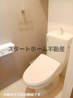 トイレ　清潔感のあるトイレです