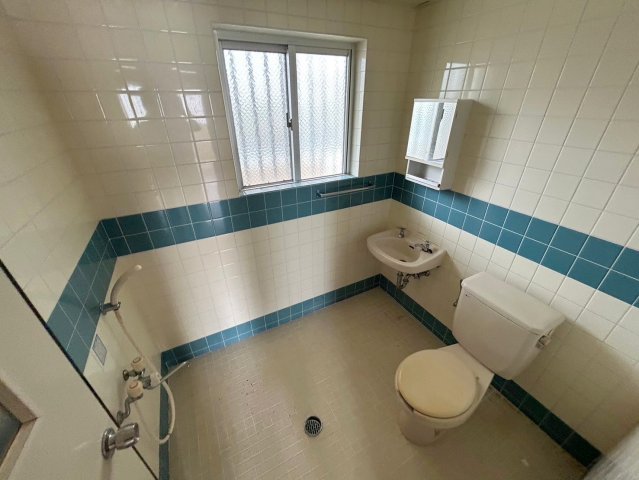 バス・シャワールーム　サニー石田ヶ丘マンション★那覇市?多川エリア