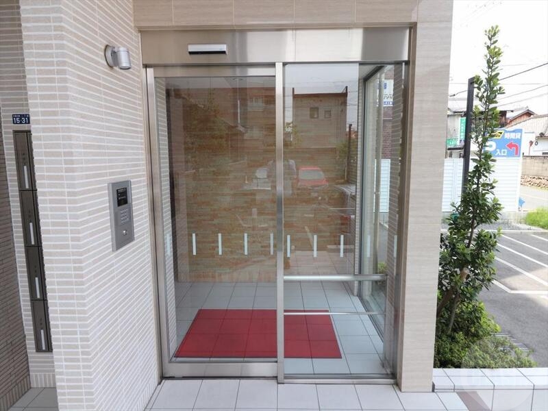 エントランス　エントランス