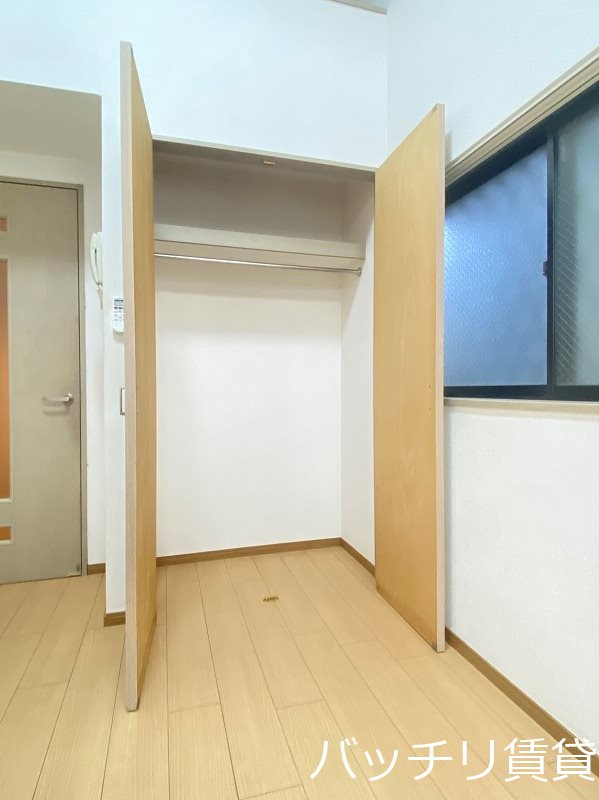 収納　画像は別号室タイプの為、現状を優先致します。